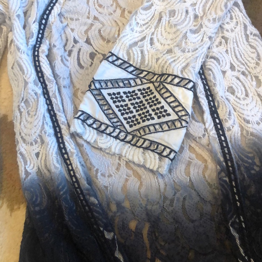 Cardigan - Picture 2 of 3
